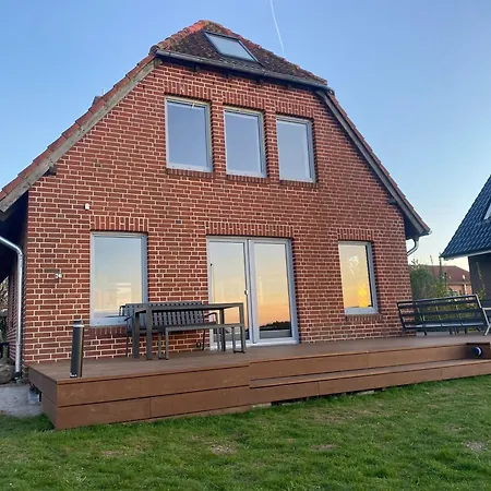 Strandhusen 20, بيت للعطل *